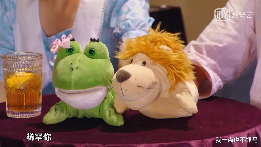 節(jié)目被禁、離開央視，他反倒越來越火了？