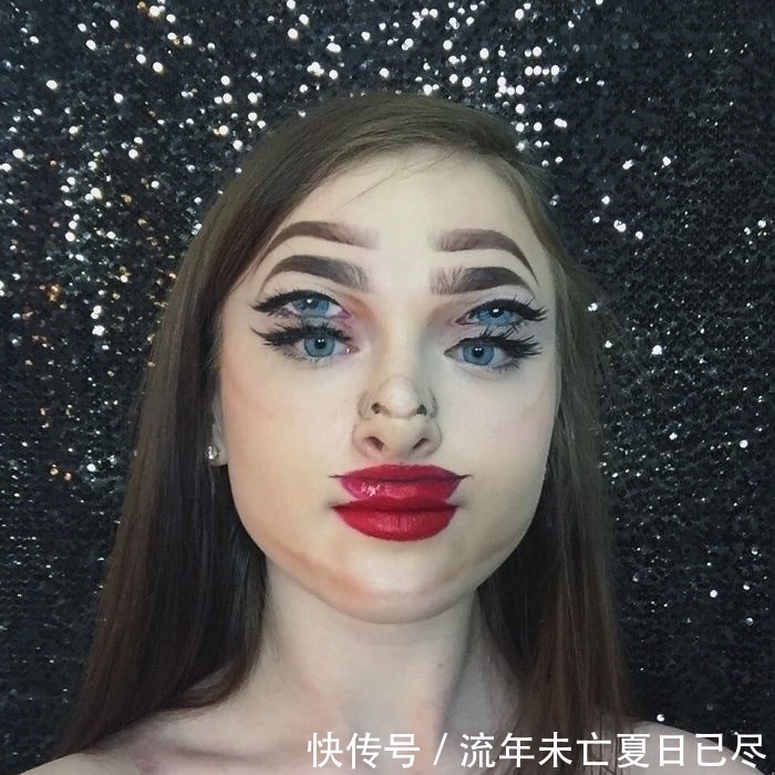 东边日出西边雨|25张“假”照片，车洗得太干净犹如隐身，拍出镜子里外不同的自己