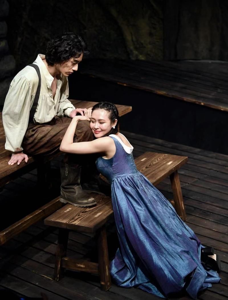 人艺小剧场|人艺小剧场开幕戏《榆树下的欲望》：郑云龙于明加演出激情戏背后的心理层次