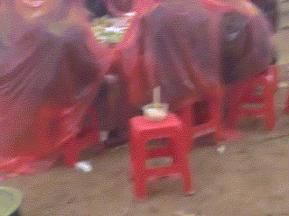 劳动|搞笑GIF：劳动人民的智慧是无穷的