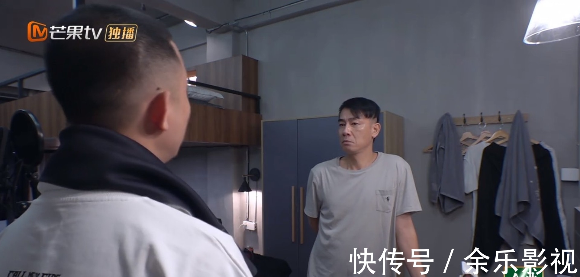 林晓峰|《披荆斩棘的哥哥》首播，陈小春人气第1，“风火海”首队出场全场尖叫