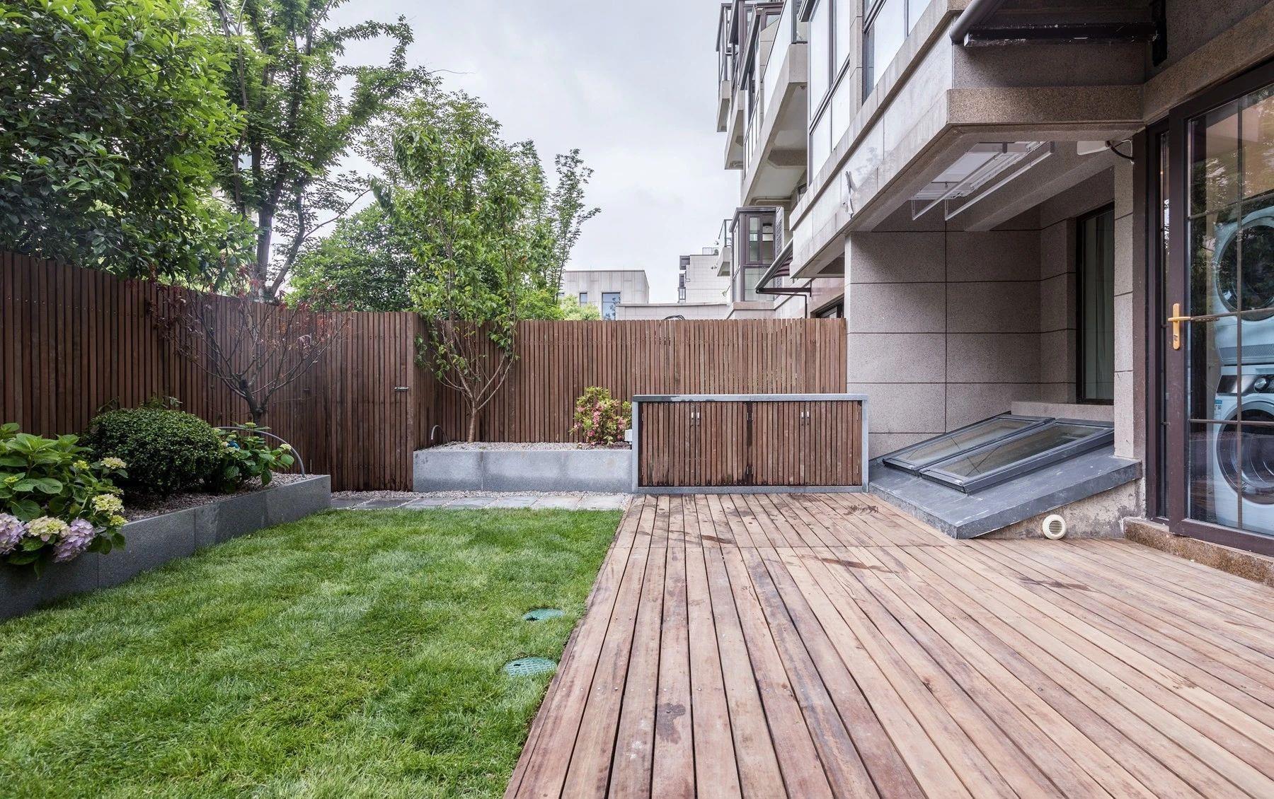 房屋|一楼带院子的房子值得买吗?看看这些底楼的庭院花园,挺让人心动