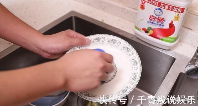 大瓶口的塑料瓶别扔了,简单改造一下,厉害又好用,家家都能用到