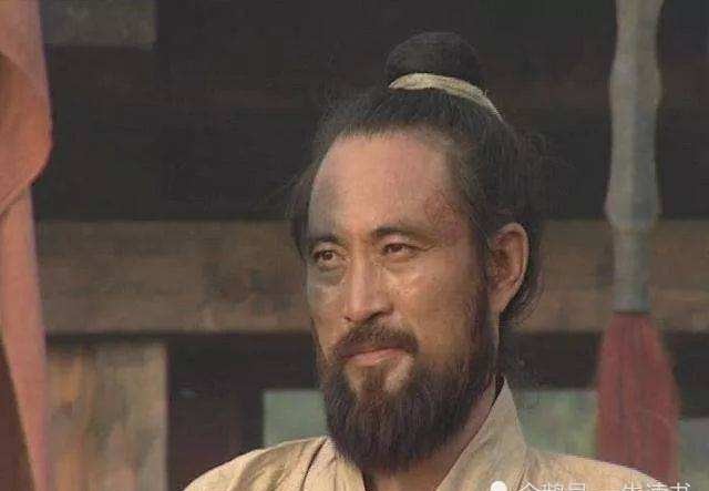 杨志大战林冲,如果王伦不喊停,谁会赢?