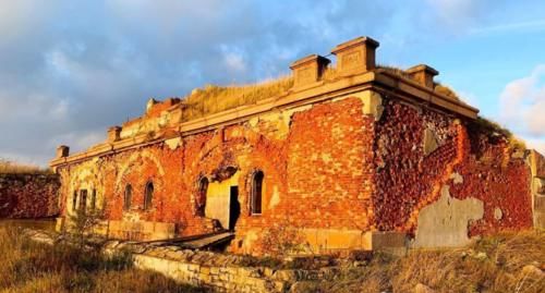 修建|165年前俄国建造的北堡3号军事堡垒,用烙印砖砌成!