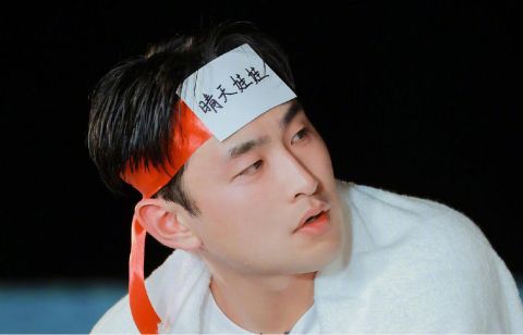 陳志朋|李沁輸了游戲卻贏了格局，她真的太適合《極限挑戰》了