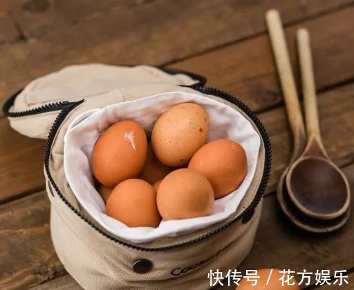 没人告诉你“激素鸡蛋”长啥样,教你2招快速辨别,赶快告诉家人
