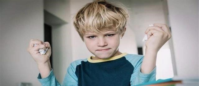 发育|李玫瑾这些东西会影响孩子大脑发育,家里再穷也不要断太早