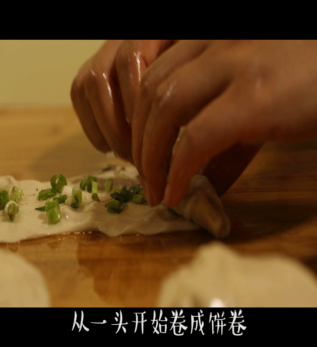 早餐葱油饼的做法,学会一种就行了,孩子天天吃不够