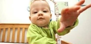 心理健康|宝宝是左撇子,是聪明的表现吗到底要不要纠正呢