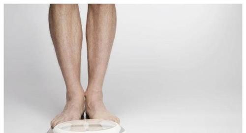 减肥期间|减肥期间,为什么早晚体重不一样?早晚体重相差多少才算正常?