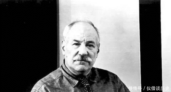 男子美术课不及格,毕业后当专职画家,只画直线,一幅画卖7亿