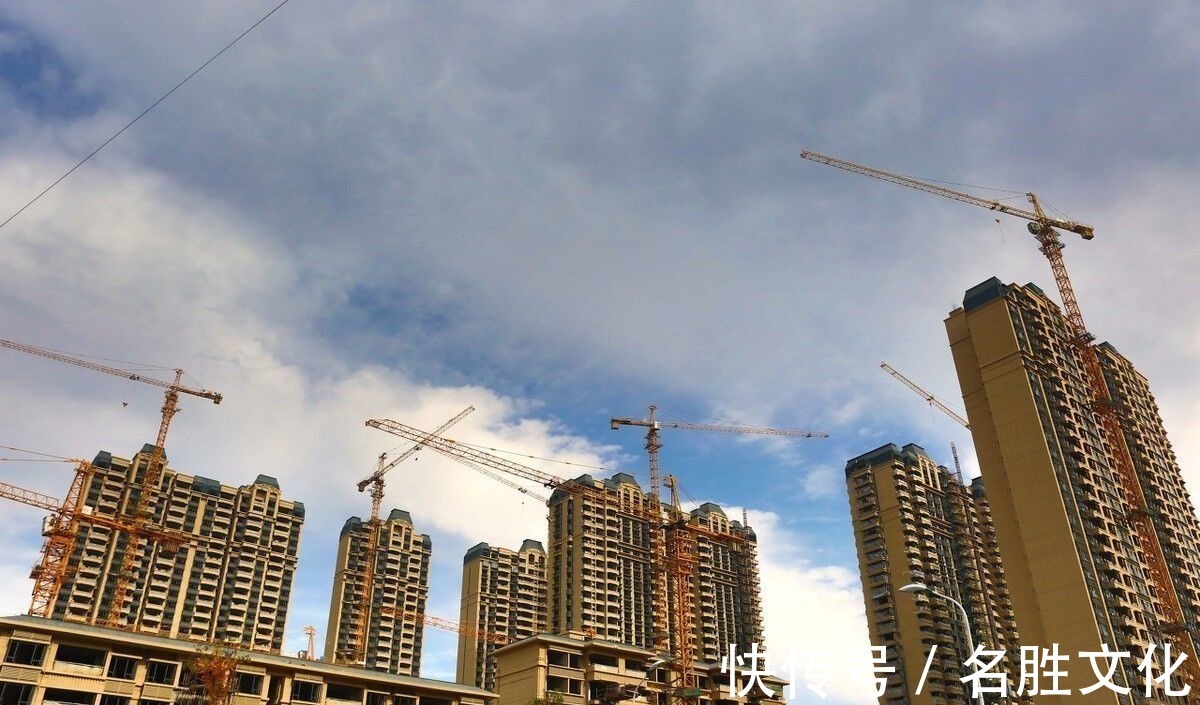 一线城市|这两年,千万别在三四线城市买房了,两个降温信号明显