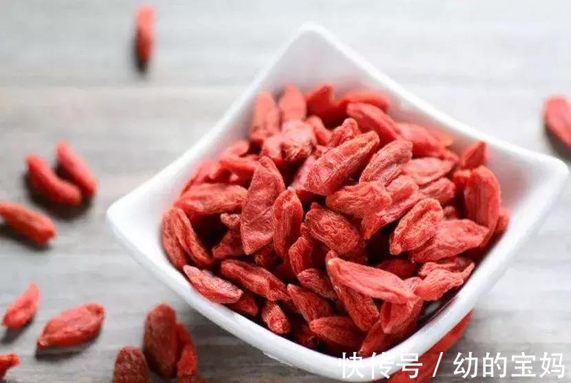 决明子|生活中如何降低血脂，中医推荐这2种中药！