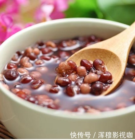 湿气重的人，如能做好5点，“逼出”体内湿气，无湿一身轻