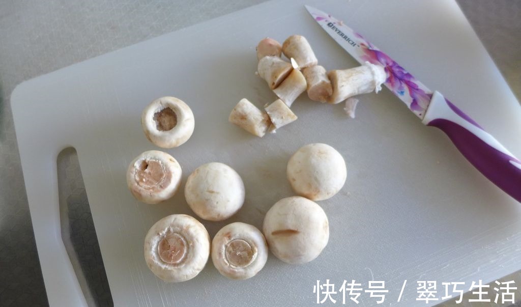 蒜瓣|夏天和烧烤更配，自制烤口蘑，好吃又美味