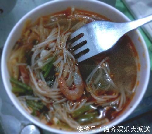 宝宝|怀孕时期,这3种食物孕妇少吃,可能对宝宝有损伤,还不利于消化