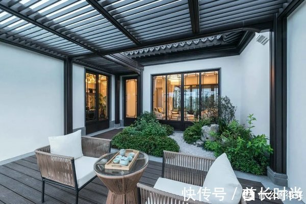 风格|新中式风格怎样避免庸俗?搭配中式花窗,分分钟刷爆朋友圈!