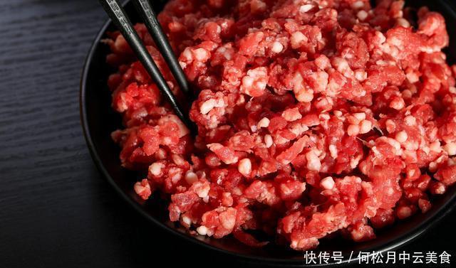 饺子|教你调猪肉馅饺子，我家十几年的配方，不出水，馅饱满，超香