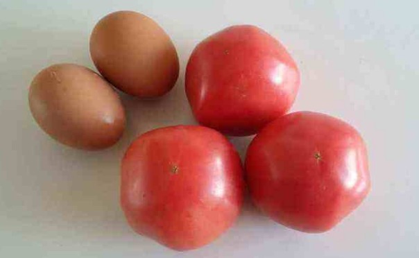 功效|很多人爱吃“西红柿炒蛋”,竟暗藏4大功效,吃了不白吃