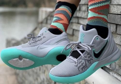 球鞋 绝对耐磨,最适合水泥地的实战篮球鞋推荐!