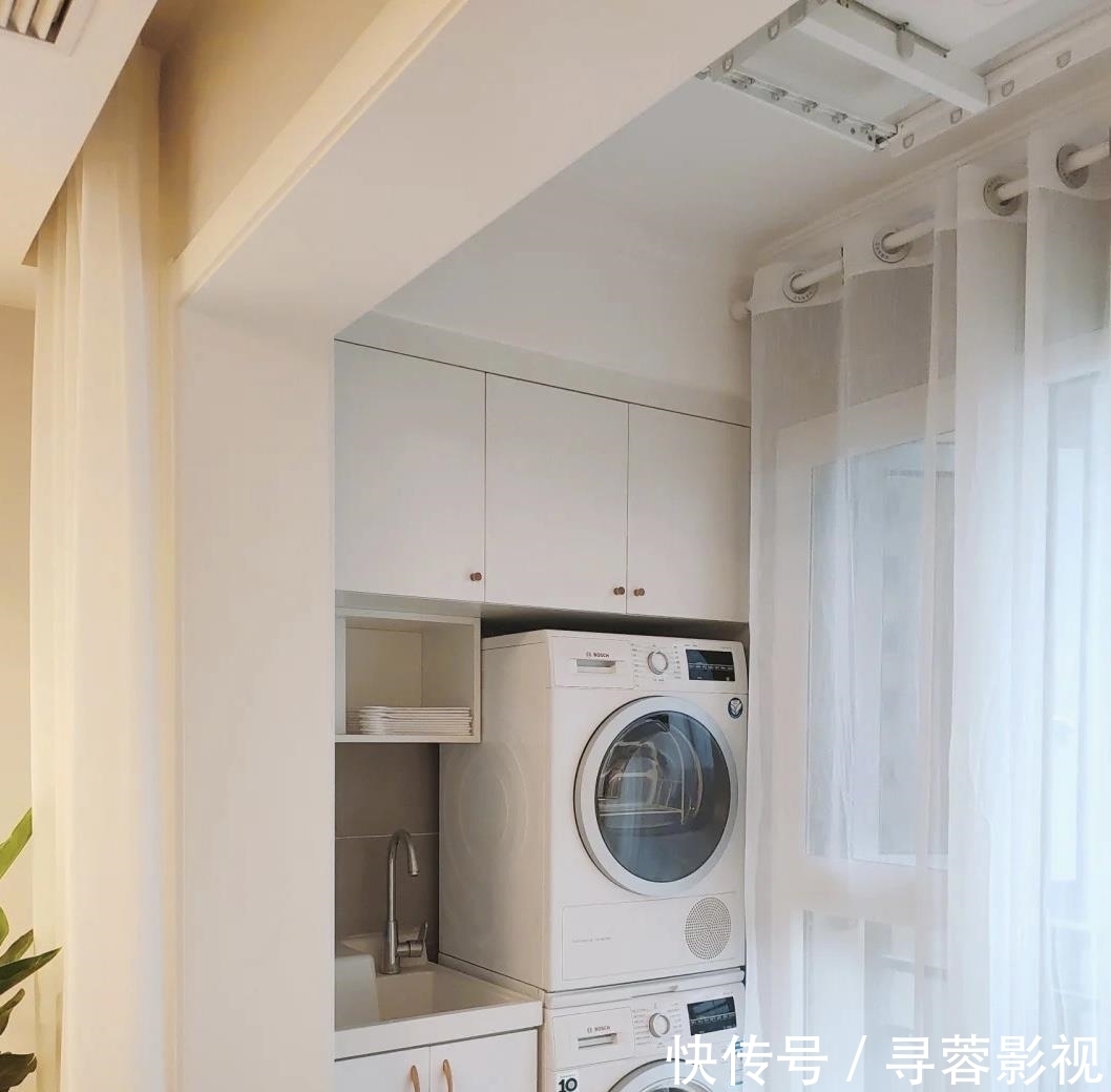洗手柜|看到她家装修后，我确定：“穷装”也能装出温暖而治愈人心的家