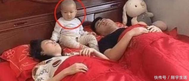 午睡|一家三口“午睡照”火了,宝宝:唉,这届家长真难带!