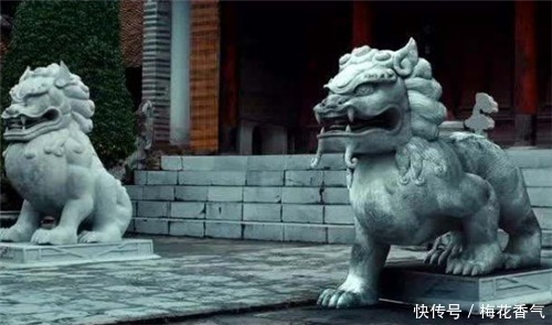 中国不产狮子,为什么古代建筑门口都放一对石狮子,有什么寓意