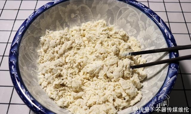 做法|奶香麻花的做法,不发面,不油炸,暄软香甜,比花卷更好吃