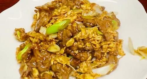 年夜饭上不能少了这道菜,上锅一炒,好吃又好做,营养滋补又暖身