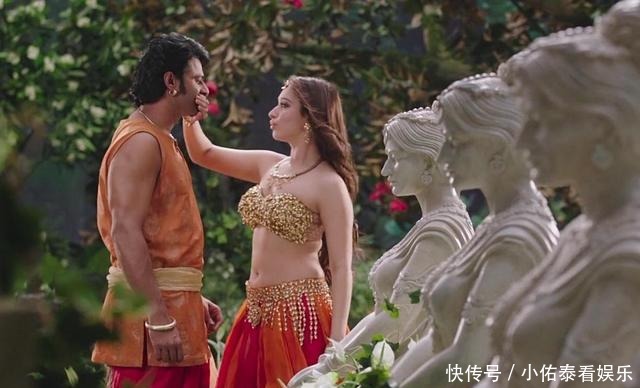《巴霍巴利王2》教导中国电影如何拍爱情:不仅仅是脱衣解带