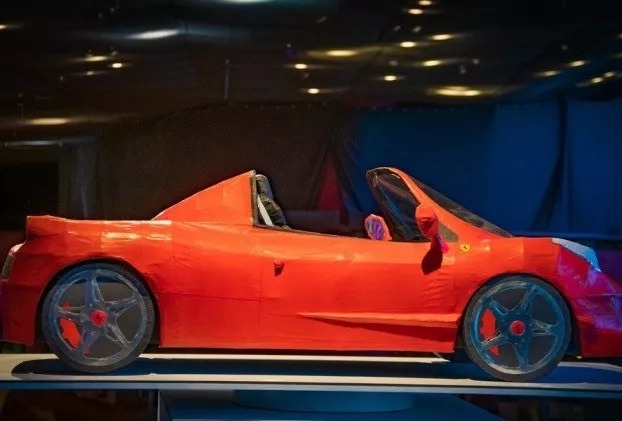 亡人|国人烧给亡人的纸扎,登上巴黎设计周,老外:中国人太浪漫了!