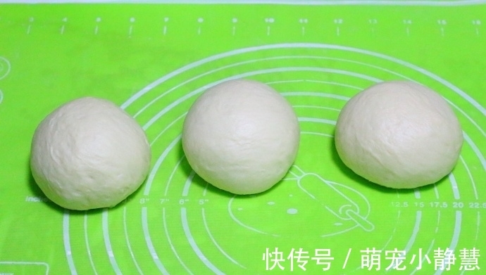 圣诞节做款雪花面包，好看又好吃，还无添加剂，孩子吃着安全放心