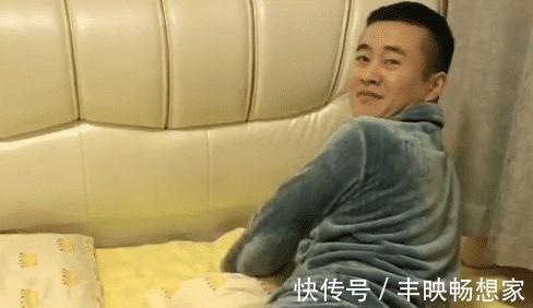 妈妈|“抱大腿睡觉”儿子走红,宝爸的这个动作,宝妈看了哭笑不得!