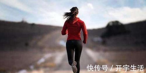 小莉|若能每日坚持3个“习惯”,或许能悄悄变瘦,体重降至2位数