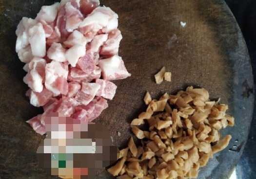 我做了这道菜,蒸一蒸,鲜美下饭,好吃又好做