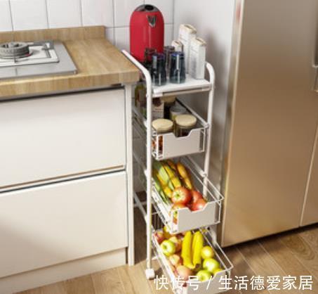 一进小姨家的厨房以为走错了,物品摆放太整齐,看不到瓶瓶罐罐!