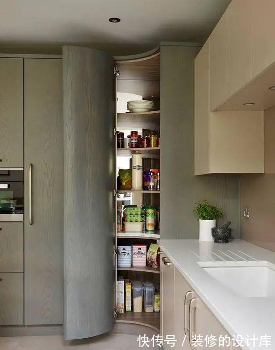 置物板|转角不打柜子,盖个1㎡杂物间,1个角落就能搞定你家杂物收纳难题