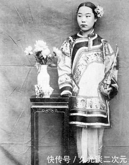 富裕|晚清富裕家庭的女子究竟长得咋样?看看这些照片,你也许会心动