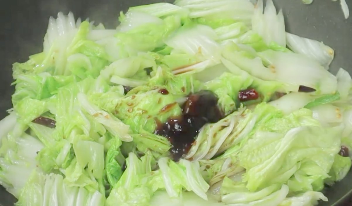 粉丝|半颗白菜1把粉丝,简单一做,鲜香美味,白菜清脆,超级下饭