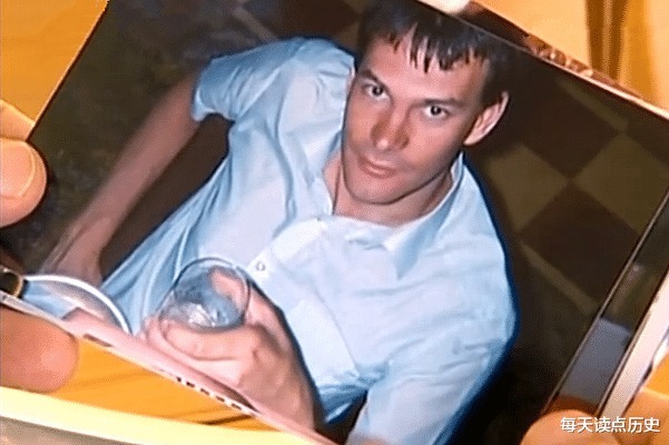 中年|联航811号空难航空公司为何宁愿摔死乘客,也不愿改进小隐患