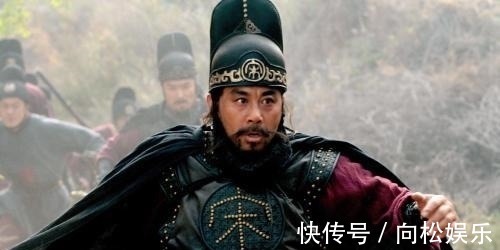 呼延灼&宋江被害死后,为何吴用不起兵造反为其报仇?专家:有这三人在