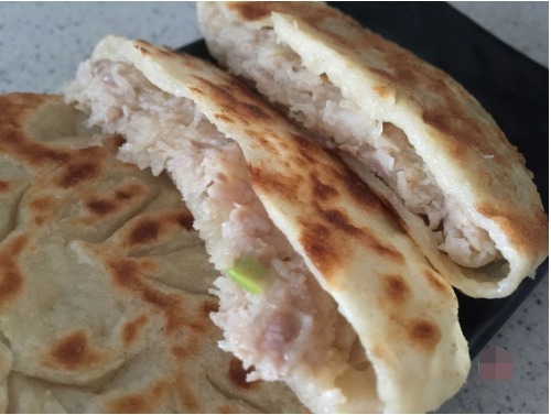 在家烙馅饼,总是没有外面买的皮柔软,其实技巧都在和面上