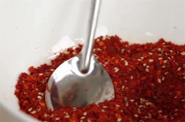 豆腐皮最好吃的做法,这样做麻辣爽口,香辣味十足,方法超简单