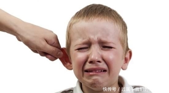 孩子|动不动就哭的孩子,与忍着不哭的宝宝,两者长大后差距明显