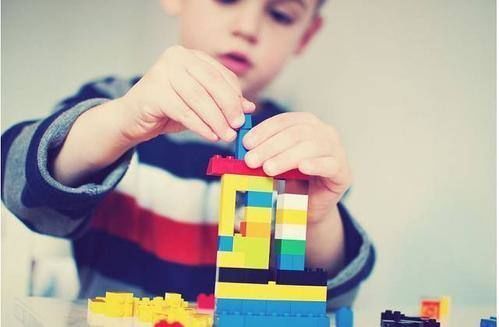 大钱|未来能挣大钱的孩子,小时候就有征兆,中了这3条家长就偷着乐吧