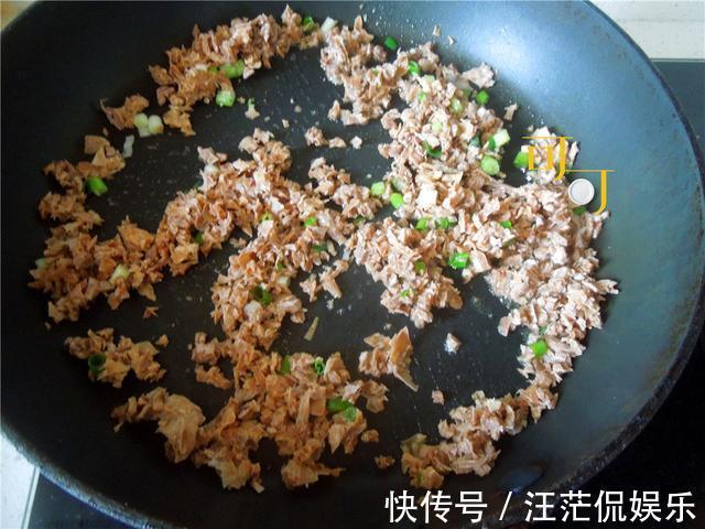 家人|这个煎蛋海陆双汇，外酥里嫩，家人夸我做得特别好吃