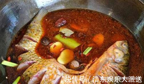 它是鱼腥“死对头”, 炖鱼时加一杯, 鱼肉鲜嫩不腥, 香!