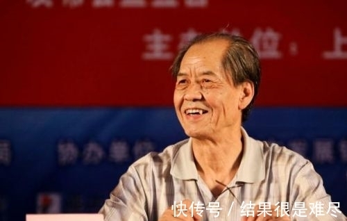 路遥@陈忠实被一位大领导当众提问“针对”,他的霸气回怼令其哑口无言