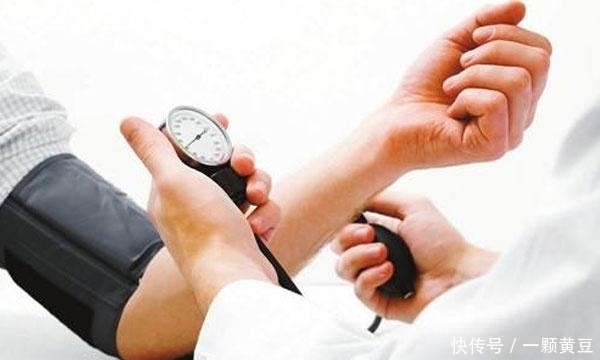 头疼|脑梗和脑出血是怎么发生的?这种症状出现24小时,要注意了